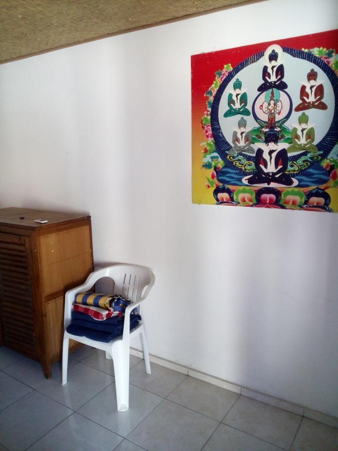 Lovina Izaac'S Bed & Breakfast מראה חיצוני תמונה