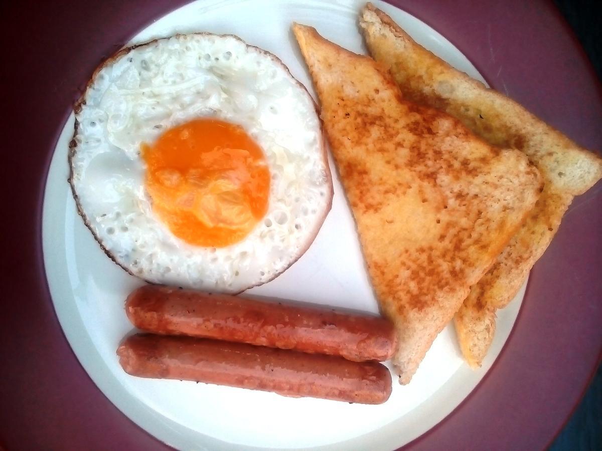 Lovina Izaac'S Bed & Breakfast מראה חיצוני תמונה