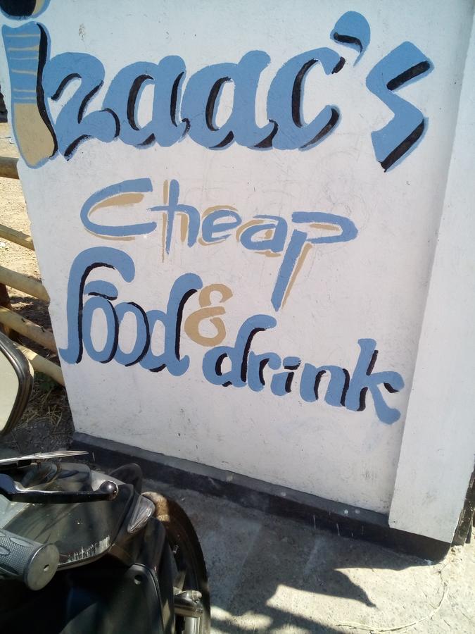 Lovina Izaac'S Bed & Breakfast מראה חיצוני תמונה